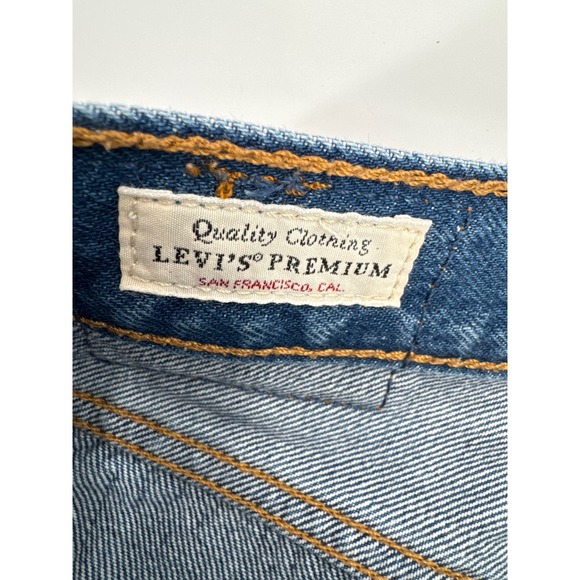 Levi's 501 Demin shorts with patches size w29 - Picture 5 of 7